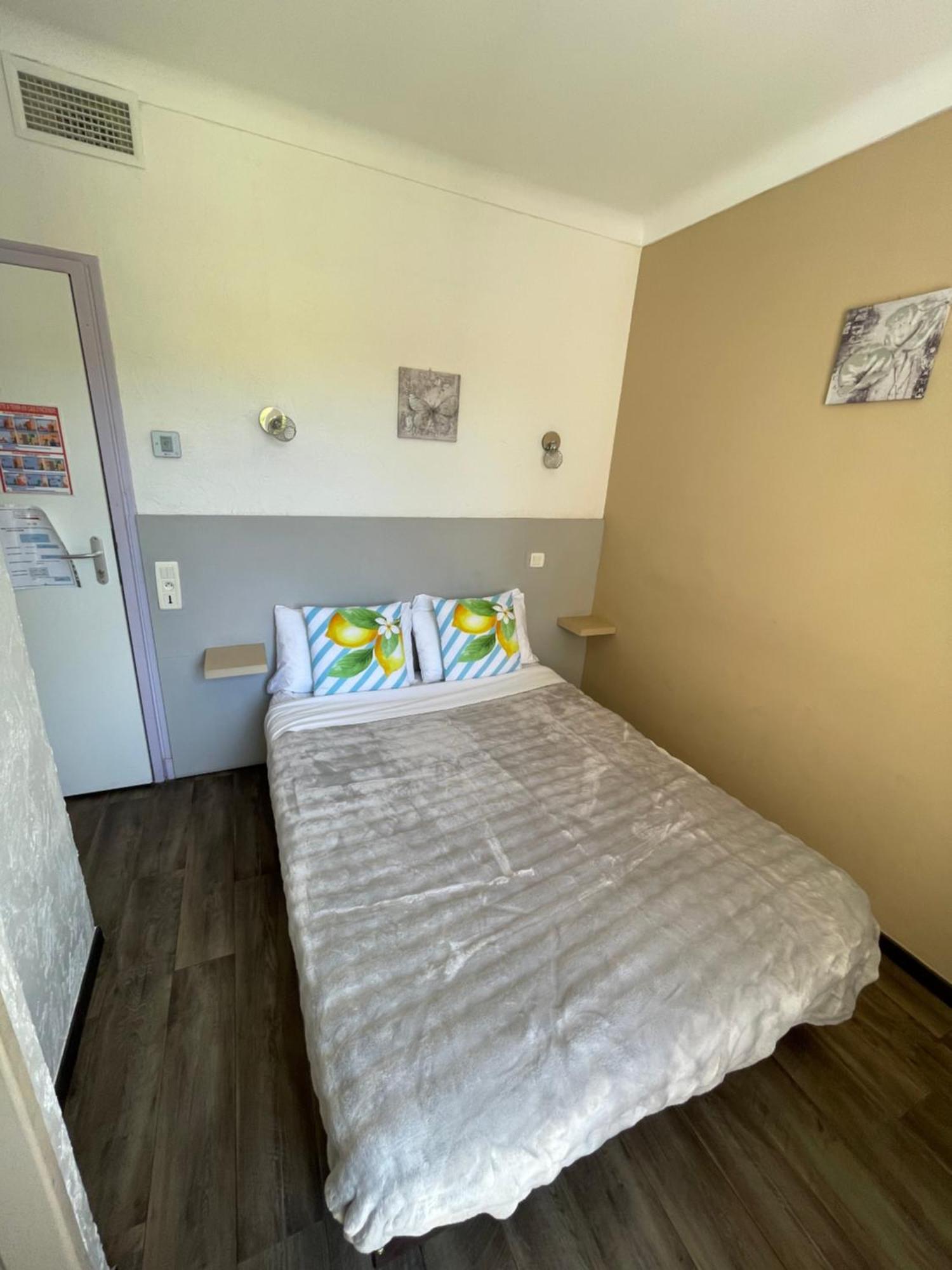 Hotel Clair Logis Argeles-sur-Mer Bagian luar foto