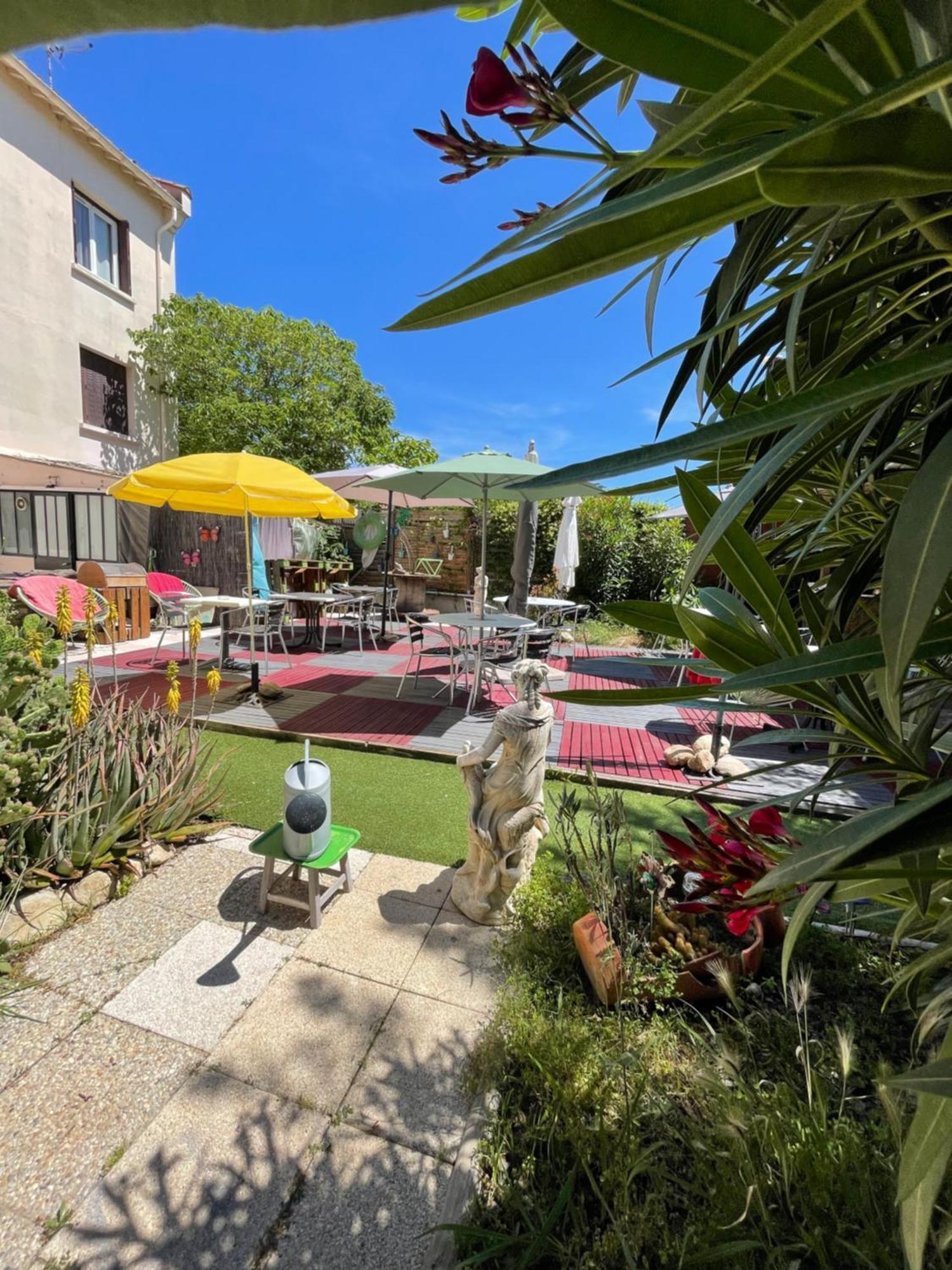 Hotel Clair Logis Argeles-sur-Mer Bagian luar foto