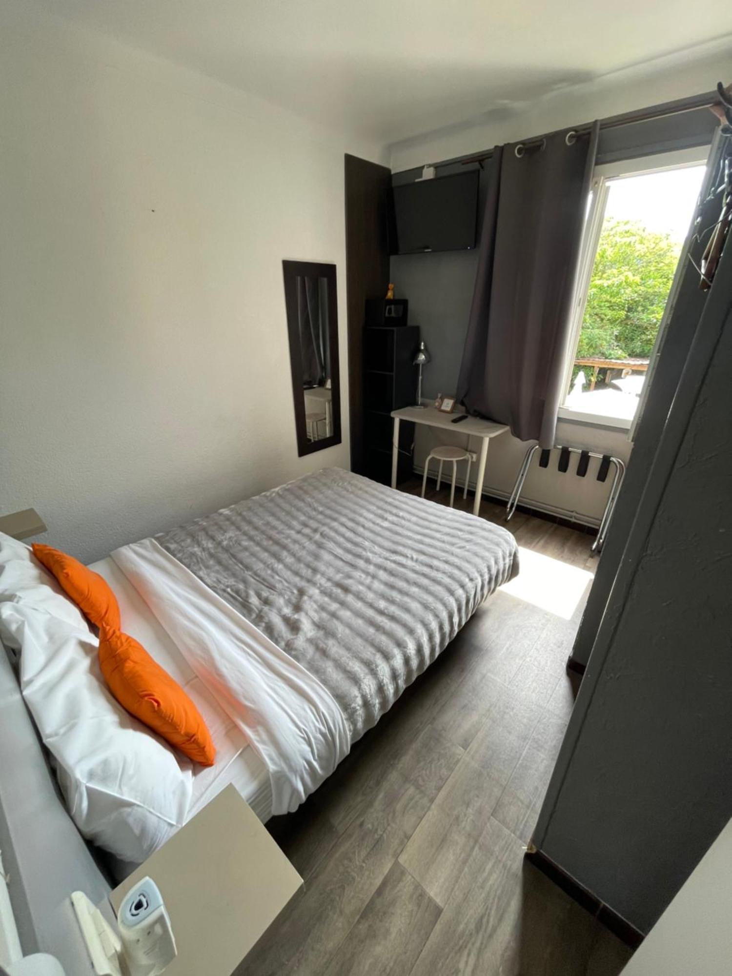 Hotel Clair Logis Argeles-sur-Mer Bagian luar foto
